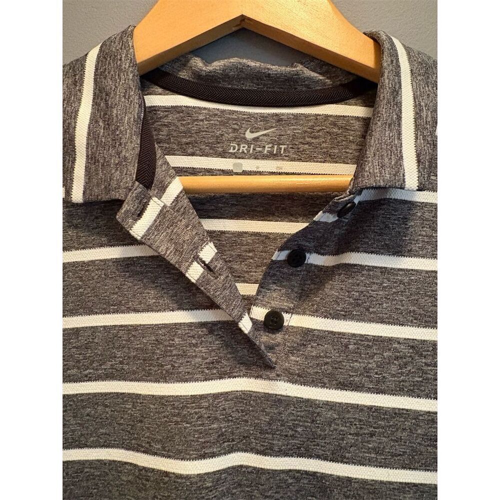 *3/$15 Nike Women's Sleeveless Striped Golf Gray Size S Dri-FIT - Picture 3 of 9